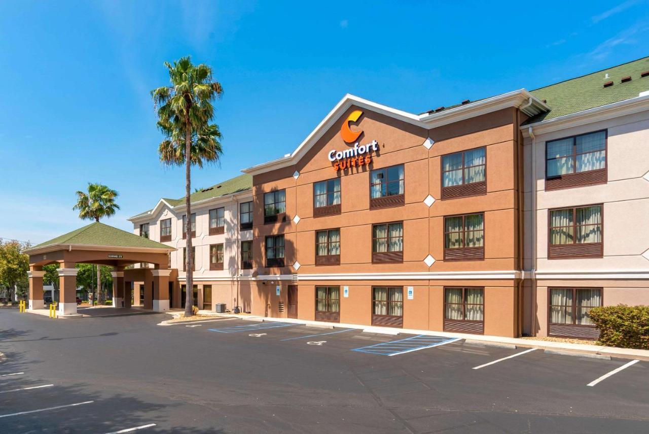 Comfort Suites Tallahassee Capitol - University Area Exterior foto